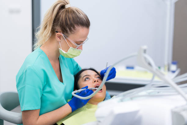 Best Emergency Tooth Extraction in Northview, MI